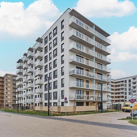 Miedziana 6 & 18 Apartment With Free Garage Wroclaw By Renters Exterior foto